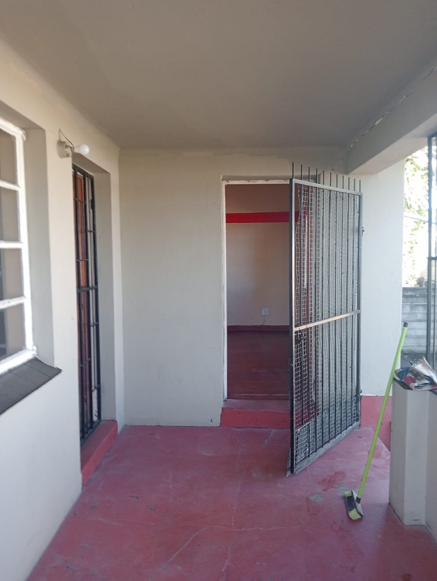 3 Bedroom Property for Sale in Summerpride Eastern Cape